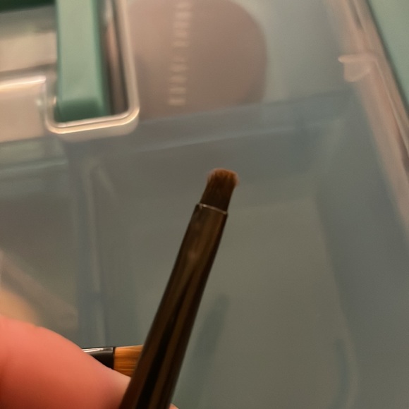 Set of Bobbi Brown eye liner/shadow brushes. - Picture 5 of 7